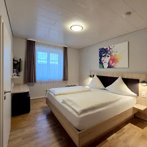 Hotel Maeuerle ***